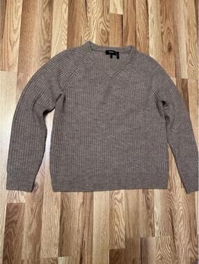 Theory Beige V-neck Wool Blend Long Sleeve Sweater S